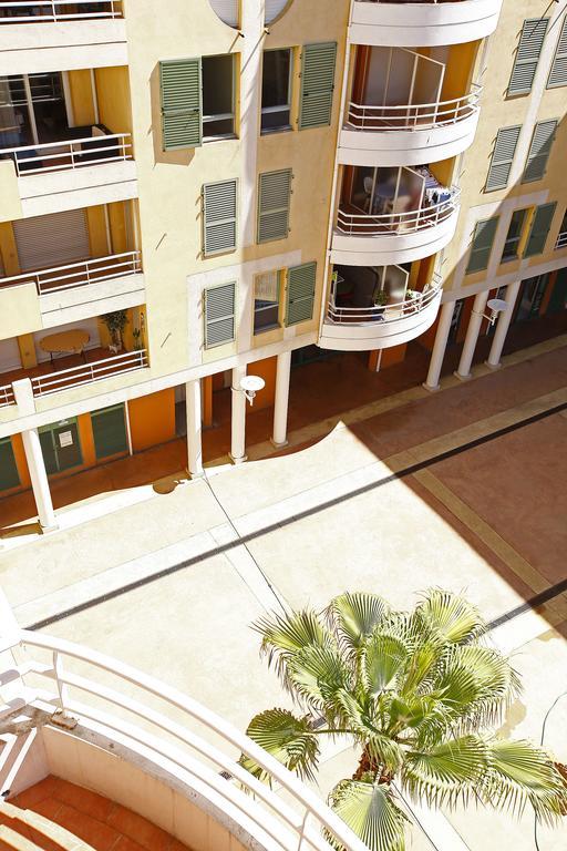 Appartement 3 Personnes Avec Coin Nuit Avec Terrasse Et Parking Quartier Du Port De Nice Quarto foto